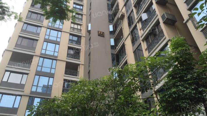 依云水岸一期外景图