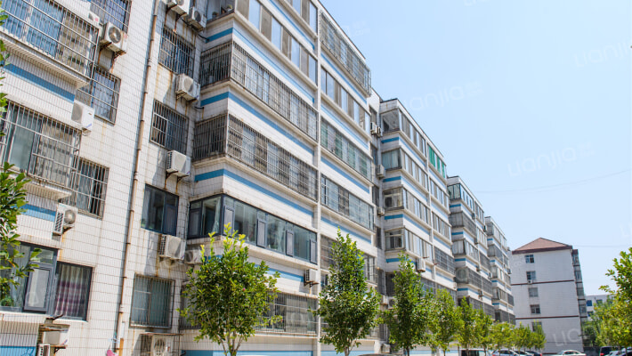 美术馆小区外景图