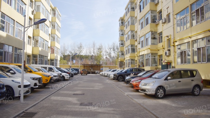 汾苑巷区政府宿舍外景图