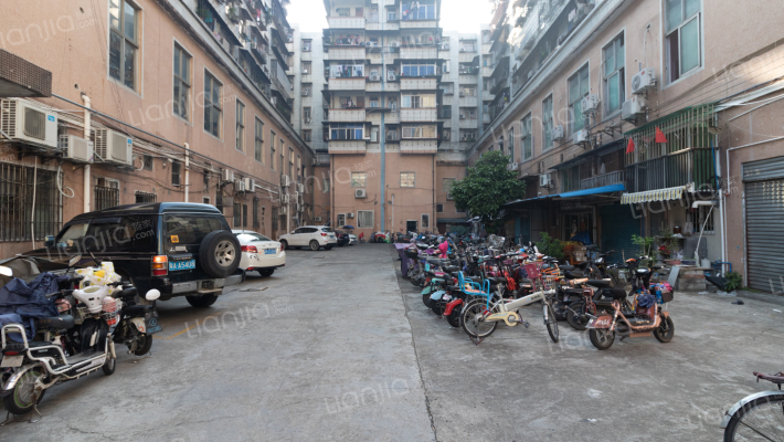 平福小区外景图