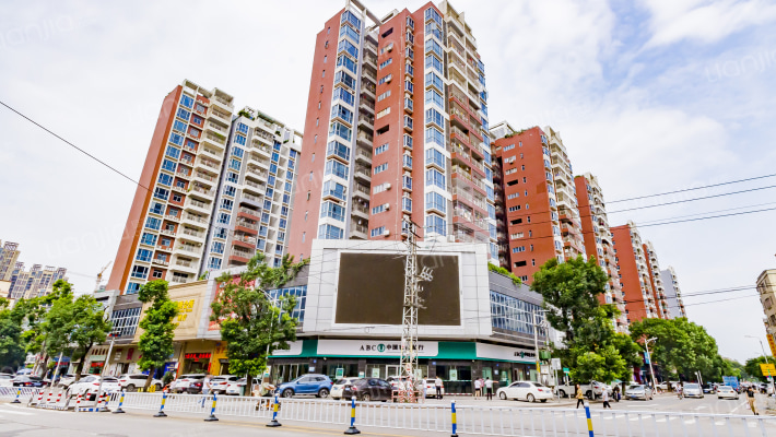 乔弘东郡外景图