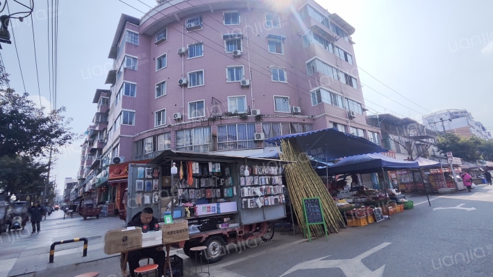 金穗富康小区外景图