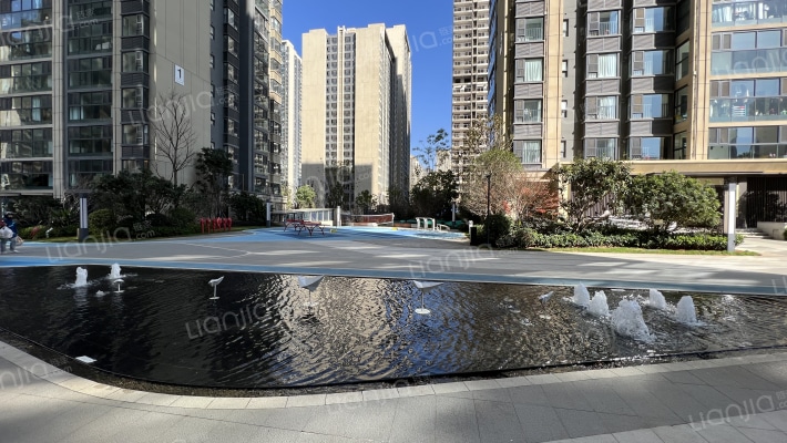 俊发城文倾苑外景图