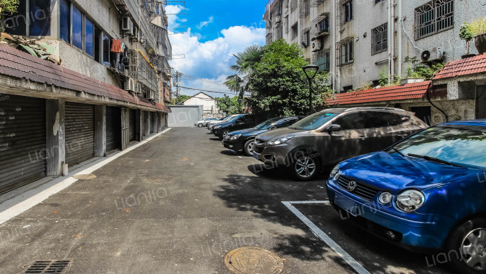 康达公寓外景图