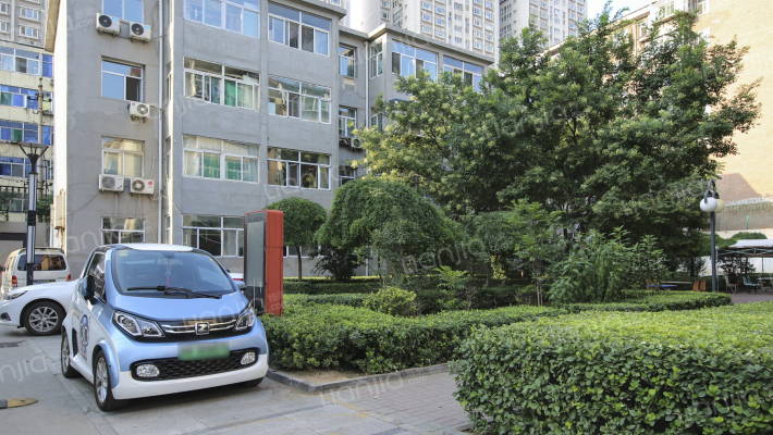 山西昆烟晋华里小区外景图