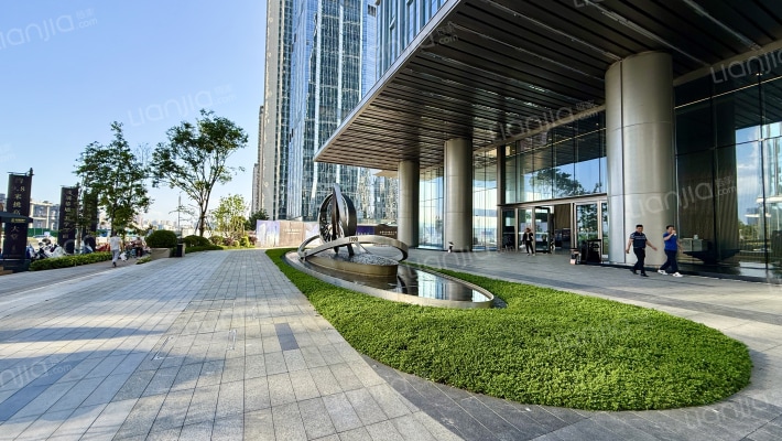 中国铁建西派国际中心外景图