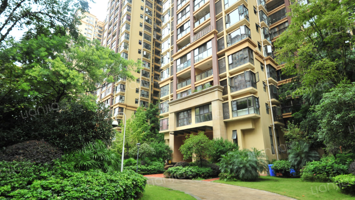 四季豪廷外景图