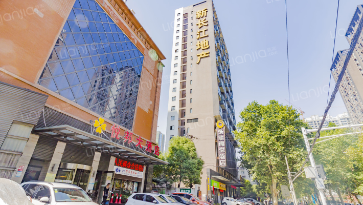 青山世纪坊外景图