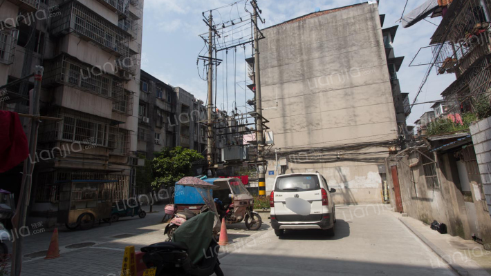 华中东路2号商住楼外景图