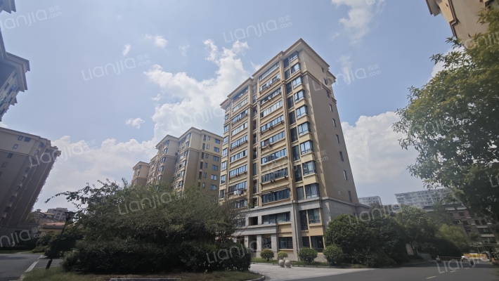 定山家园东区外景图