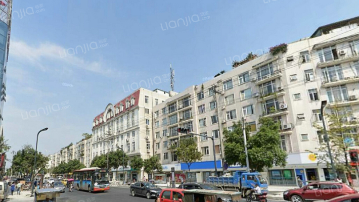 金城花园跃层社区外景图