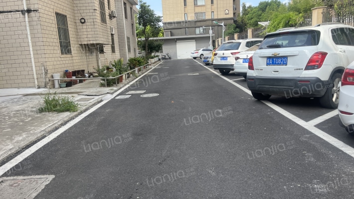 半泾西园外景图