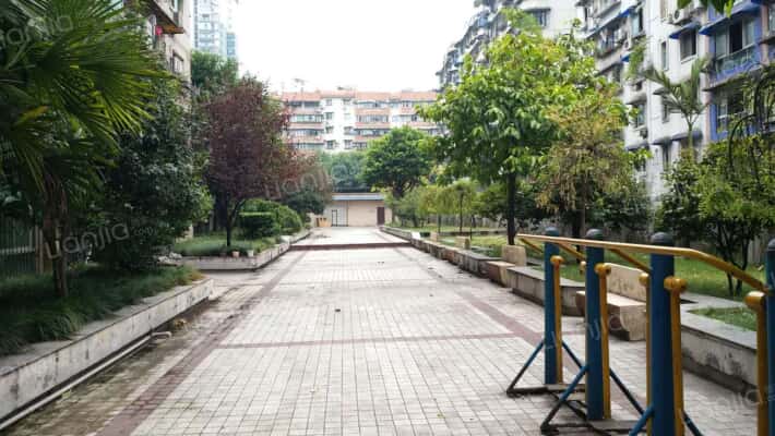 花卉小居外景图