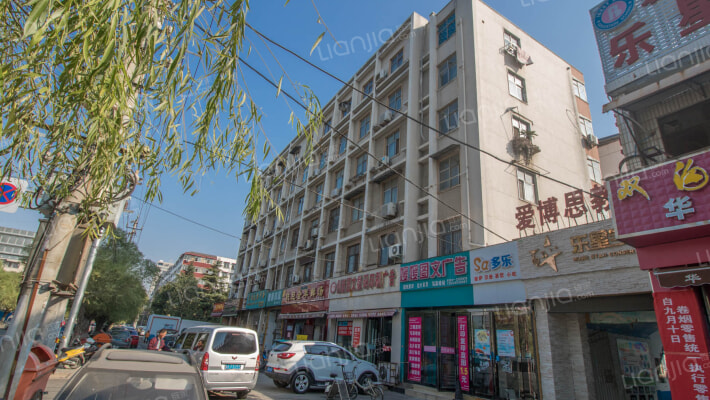 雅居小区外景图