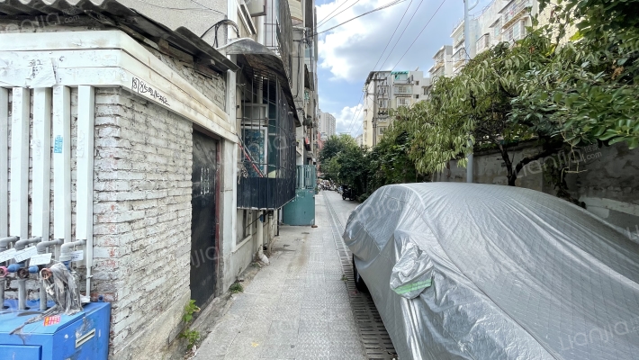 长江路电机厂宿舍外景图