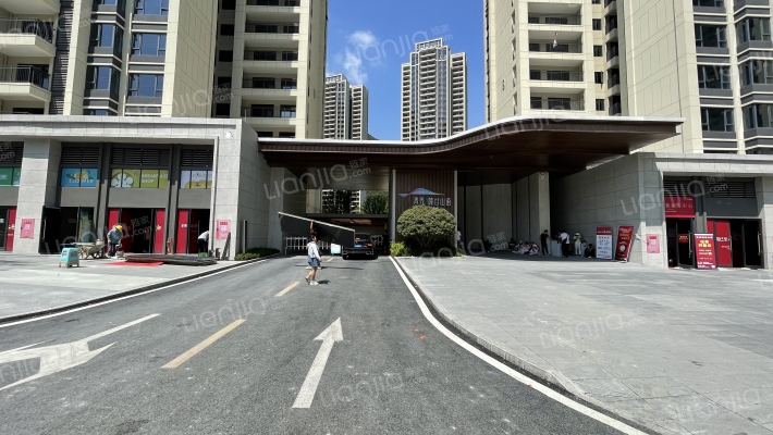 青秀麓谷山语外景图