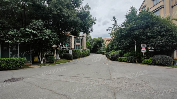 盈峰翠邸外景图