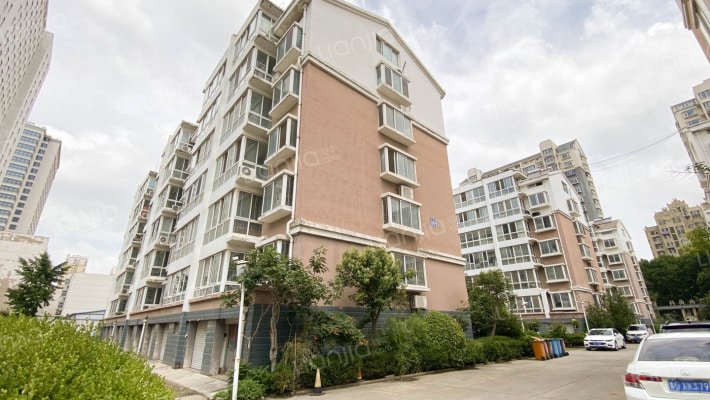 黄金国际外景图