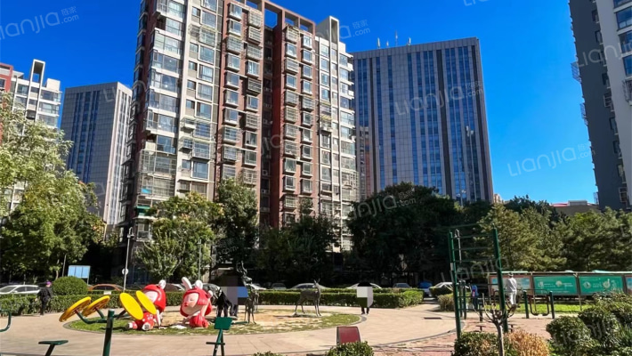 先春园泉春里外景图