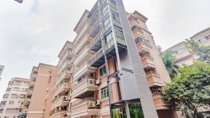 南辉花园外景图