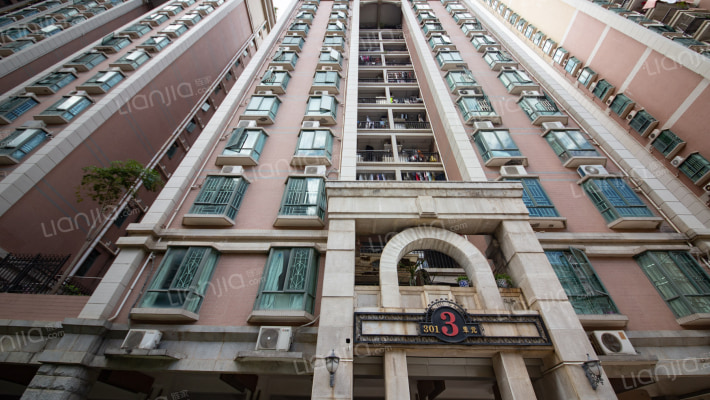 东湖花园三号小区外景图