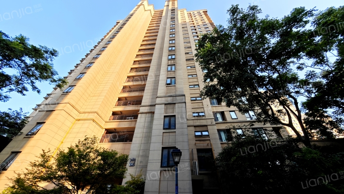 九龙仓玺园A区外景图