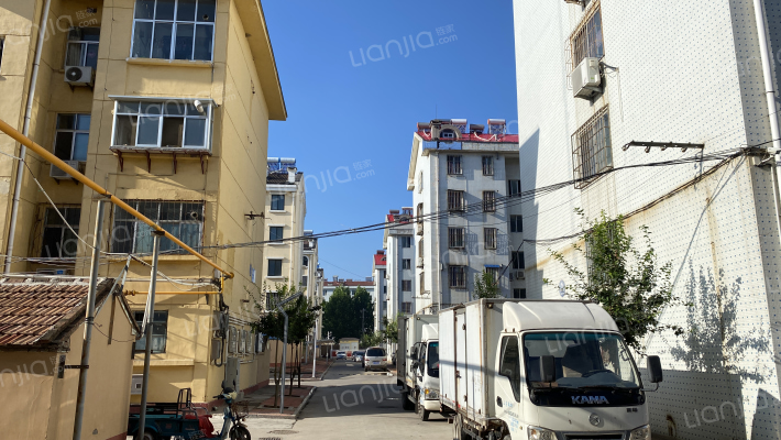 西华昌小区外景图