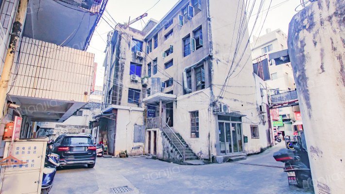 机站住宅区外景图