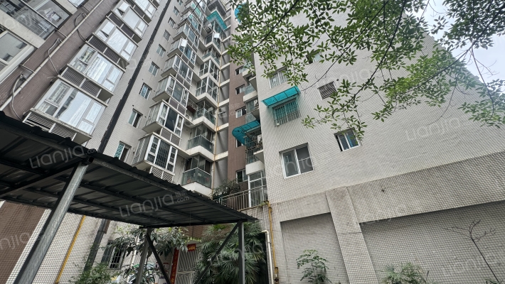 南河公寓外景图