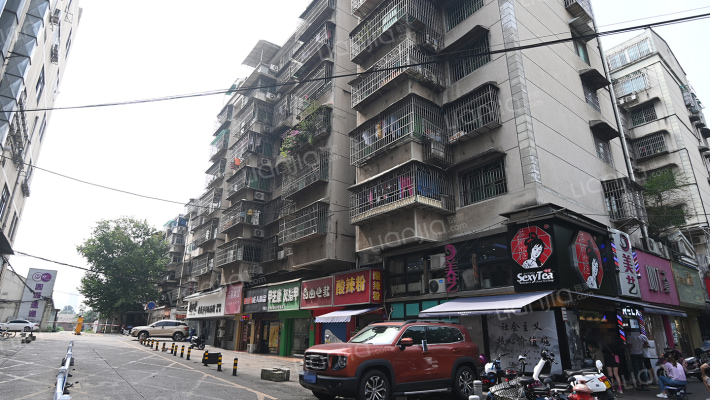 韵景商居外景图