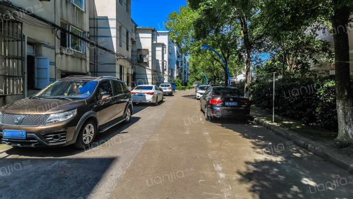 仓基弄小区外景图