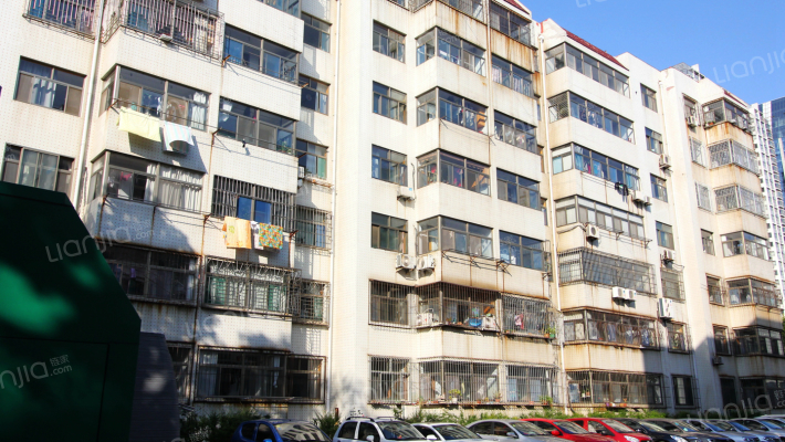 日向友好学校家属院外景图