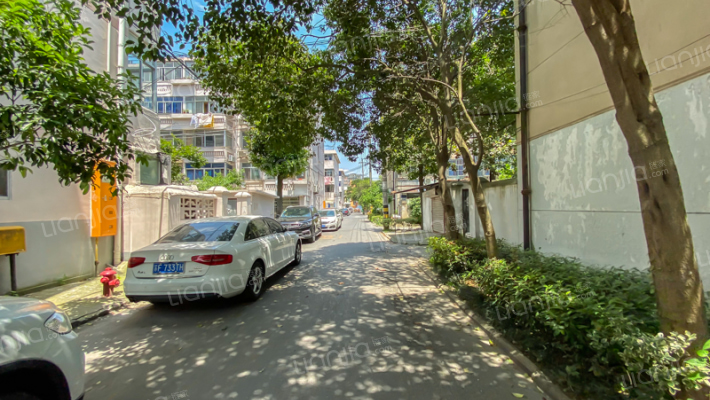 健康西村外景图