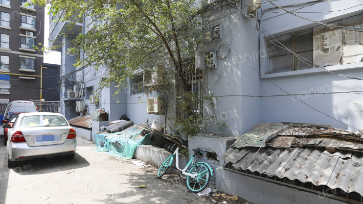 卫生材料厂宿舍外景图