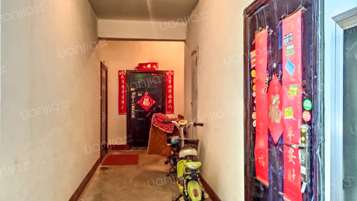 新元玻璃厂高层家属院外景图