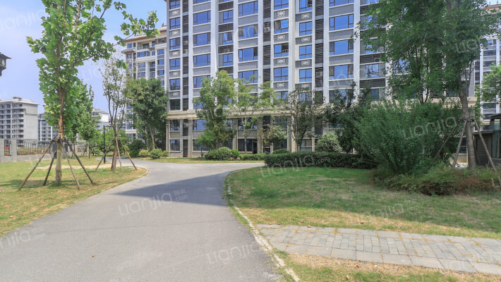 皇家驿站御府外景图