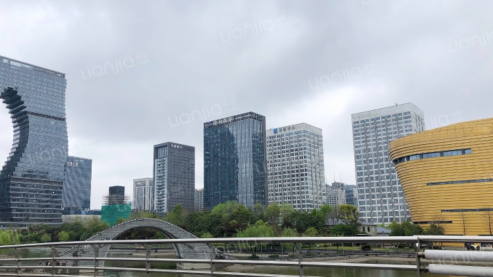 隆和国际外景图