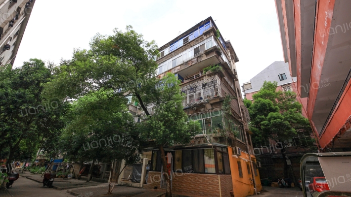 江西制造职业技术学院外景图