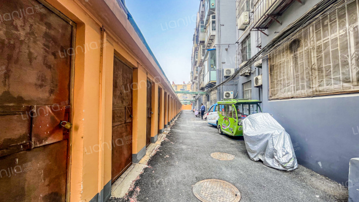 唐訾路公路局外景图