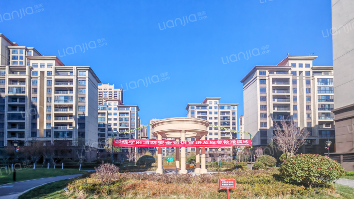 翠缇学府外景图