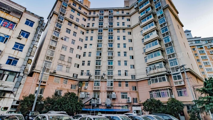 万事达小区外景图