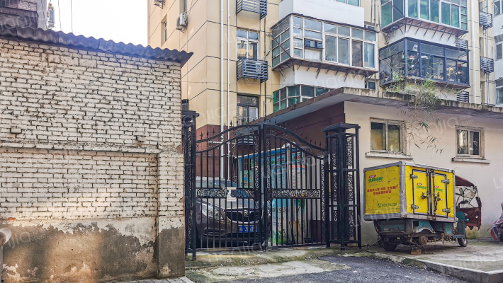 东六道巷8号外景图