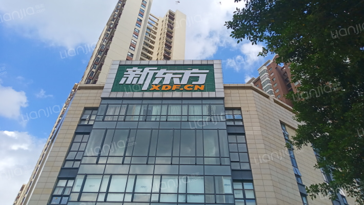 龙昆悦城外景图