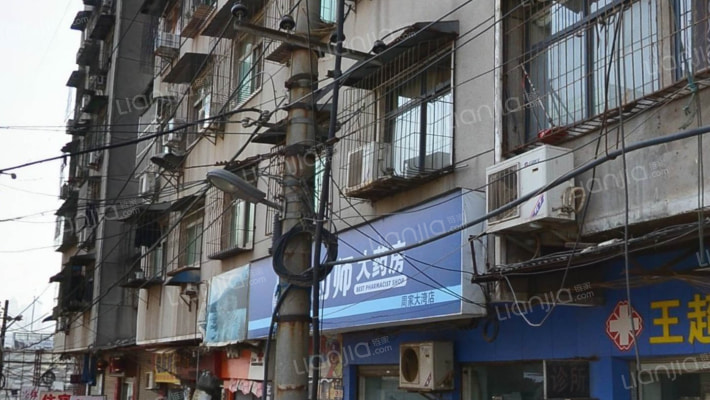 九天公寓外景图