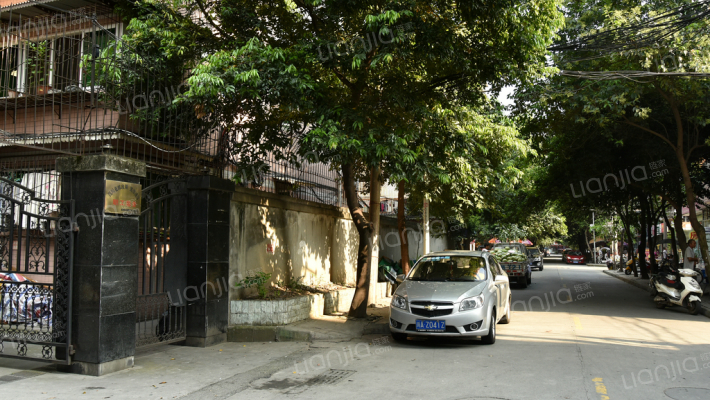 燃灯寺北街63号外景图