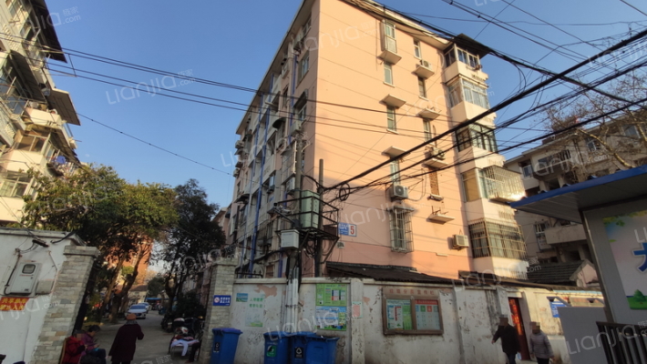 光华东街16号小区外景图