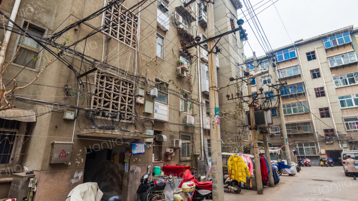 黄河路83号院外景图