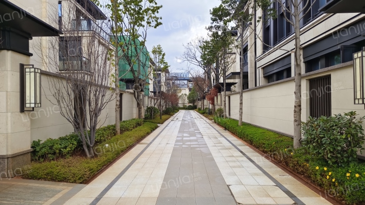 昆明融创文旅城九云府北区外景图