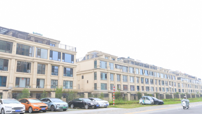 中梁南城上院外景图