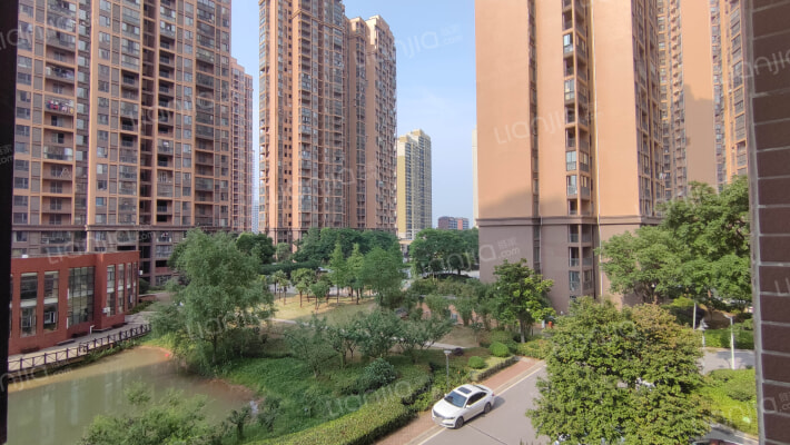 紫菱东岸外景图